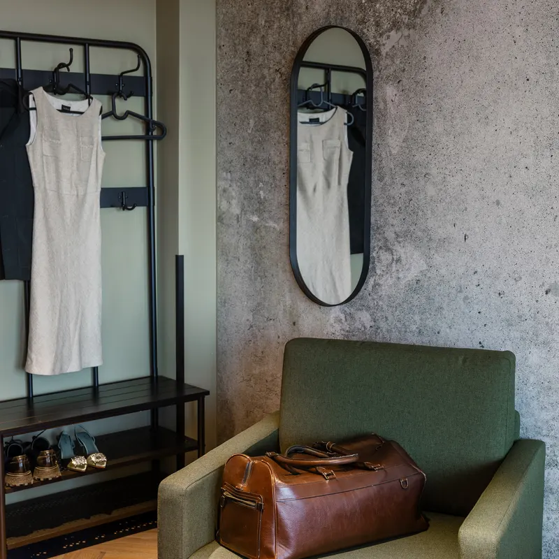 4 hengen hotellihuone